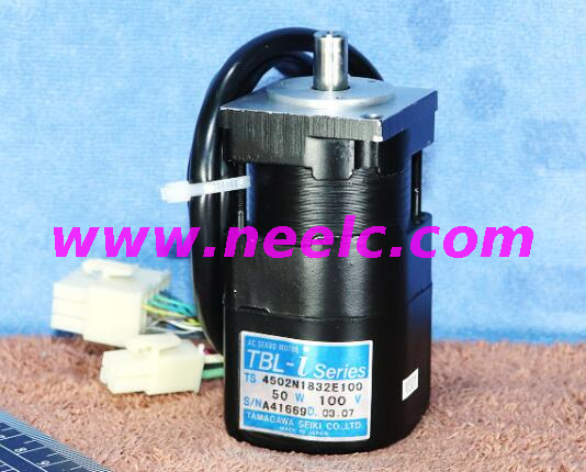 TS4502N1832E100 motor used in good condition