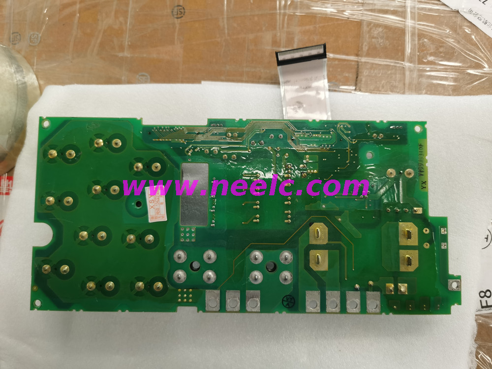 SGDV-CC330AAA-002 Used in good condition Control board